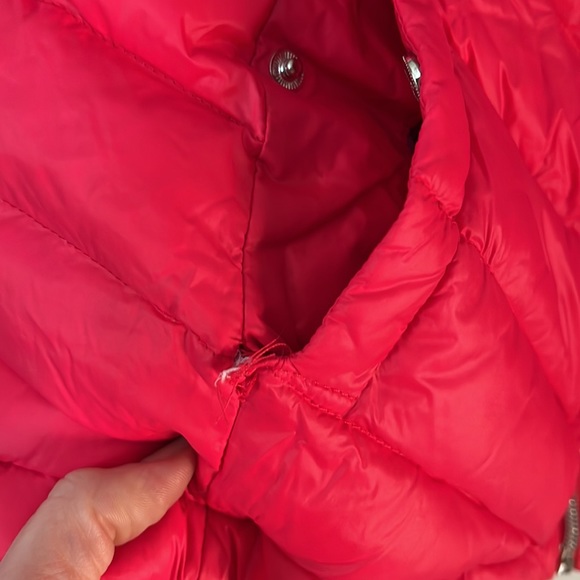 3/$20 Zero Xposure Poppy Red Zipper Up Puffer Vest - Picture 3 of 5